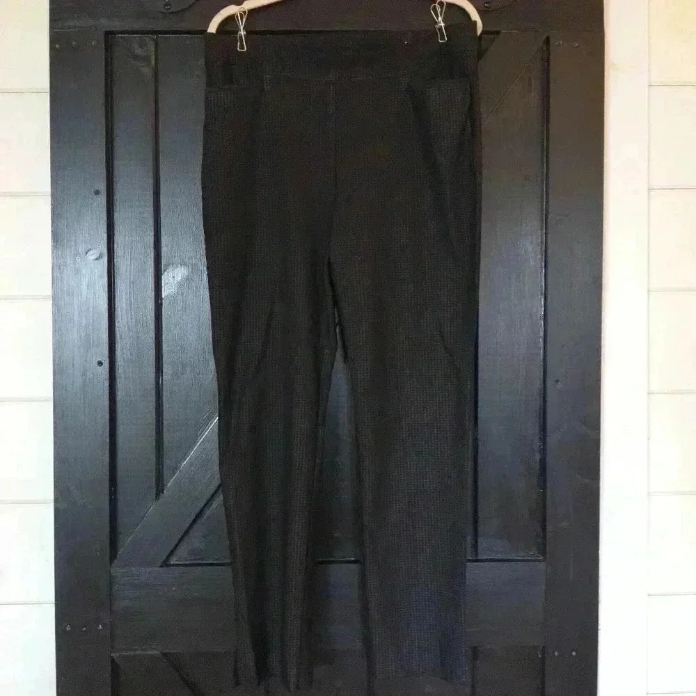 Chico's Black & Grey Waffle Ankle Pants / 2.5T - US Size 14T